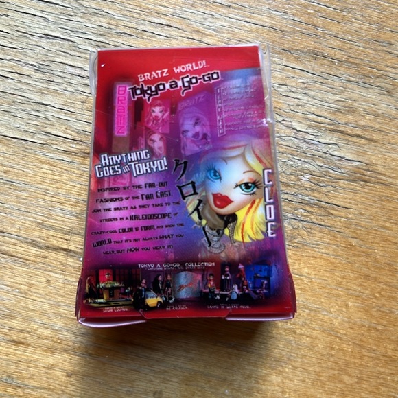 MINI BRATZ BUNDLE! Tokyo a Go Go Cloe, Jade, and Cruiser - Picture 3 of 8